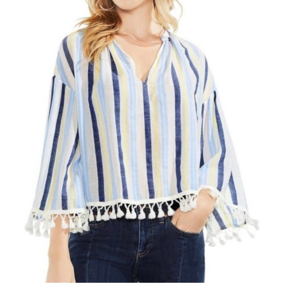 Vince Camuto striped V-neck 3/4 sleeve top with tassels trim Size Medium